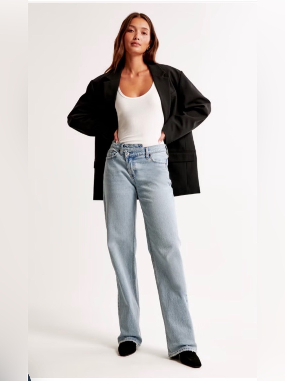 Abercrombie & Fitch Light Wash highrise 90s cross waist Straight Leg Jeans